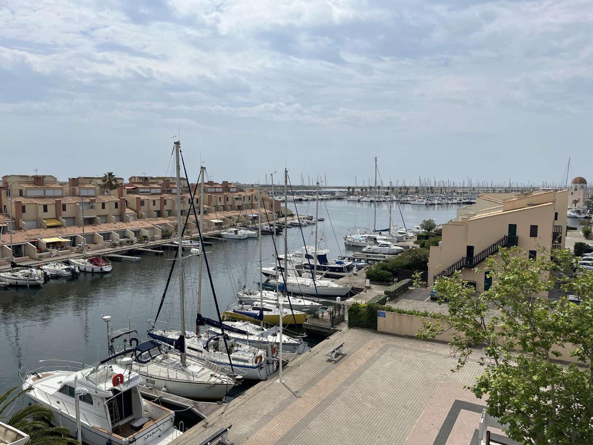 Appartement Renove 2 Chambres Avec Piscine Et Parking, A 6 Couchages Pres De La Plage - Fr-1-229-103 Gruissan Εξωτερικό φωτογραφία